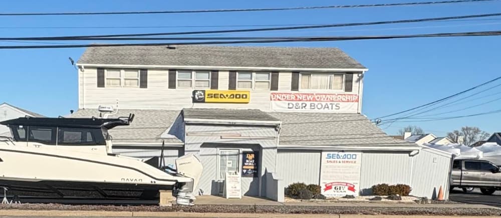 D&R Boats @ East Dover Marina