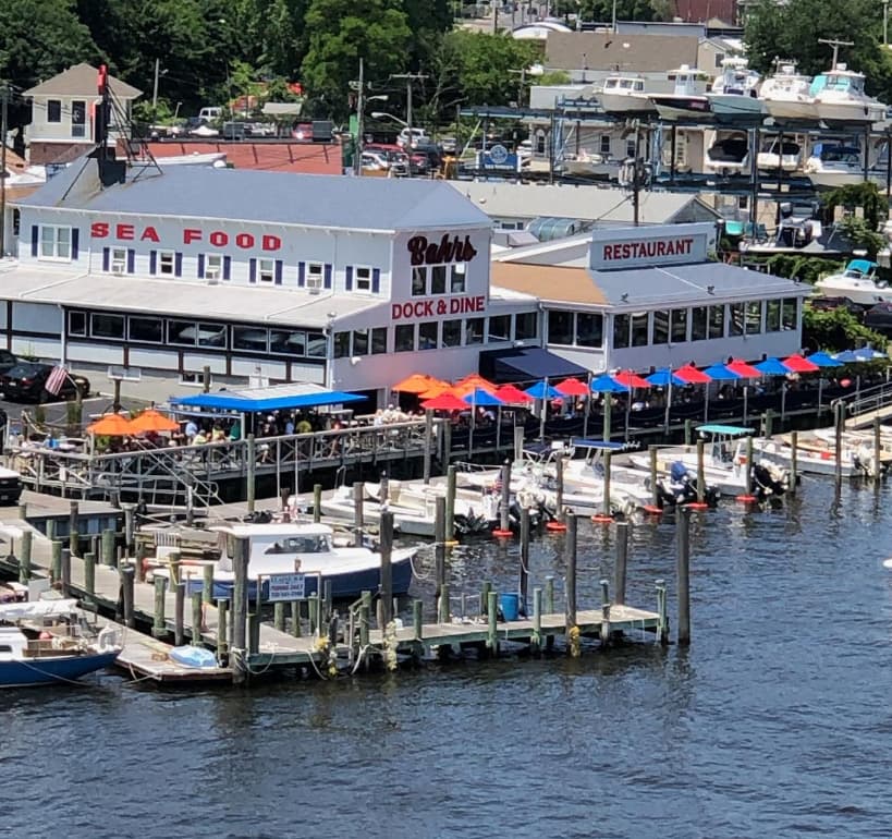 Bahrs Landing Famous Seafood Restaurant & Marina