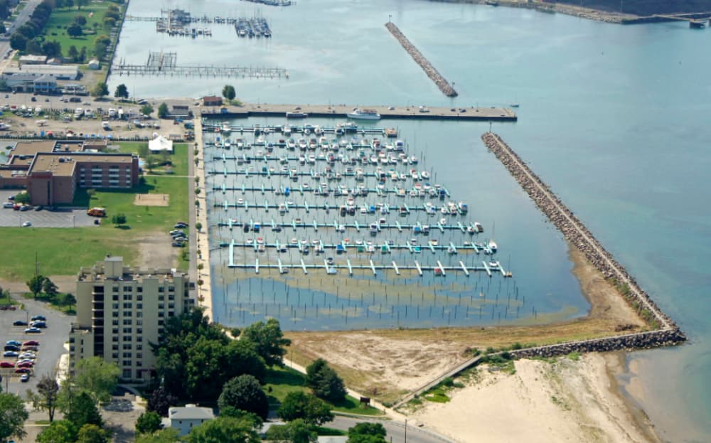 Holiday Harbor at Chadwick Bay