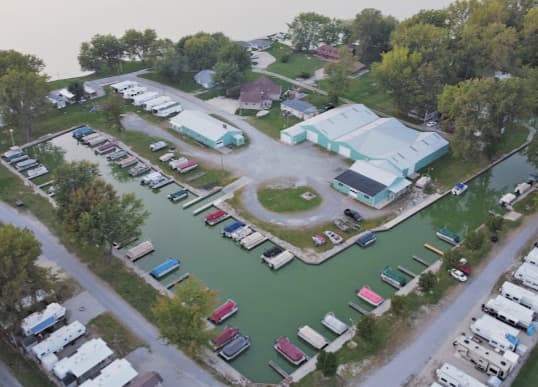Lakeshore Marina