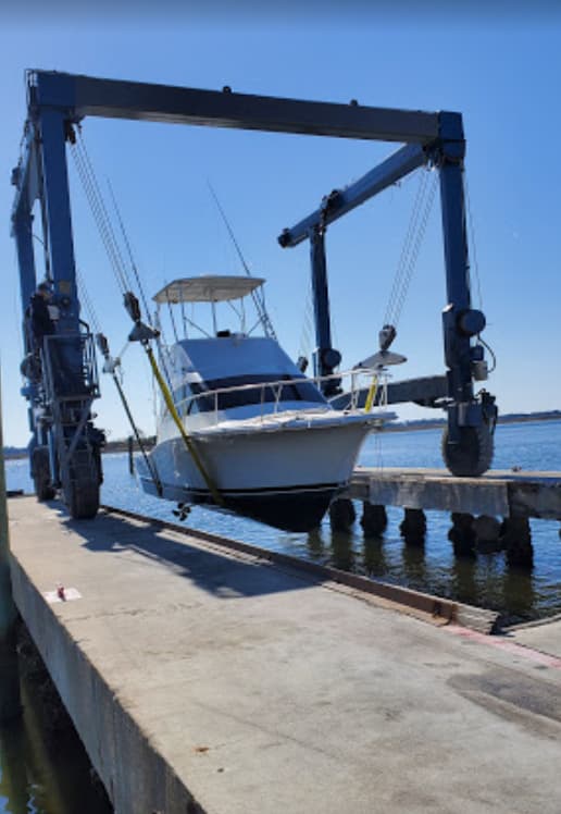 Anchors Away Boat Yard
