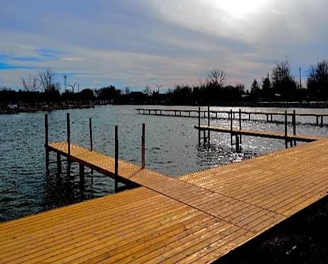 Cove Marina & RV on the Thames River