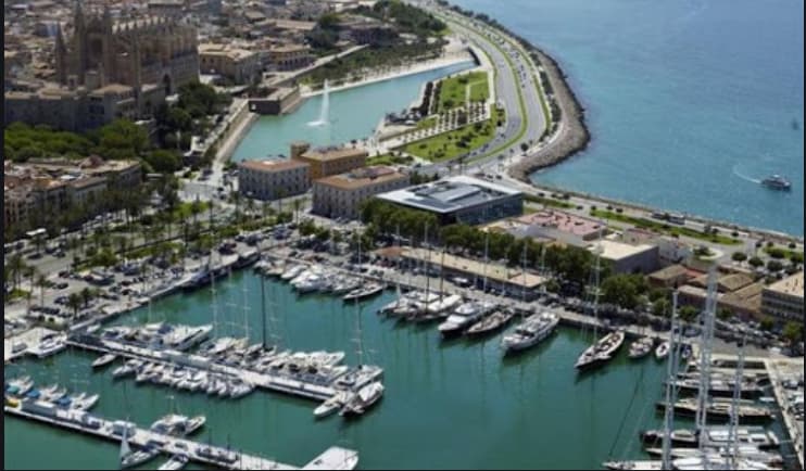 La Lonja Marina Charter