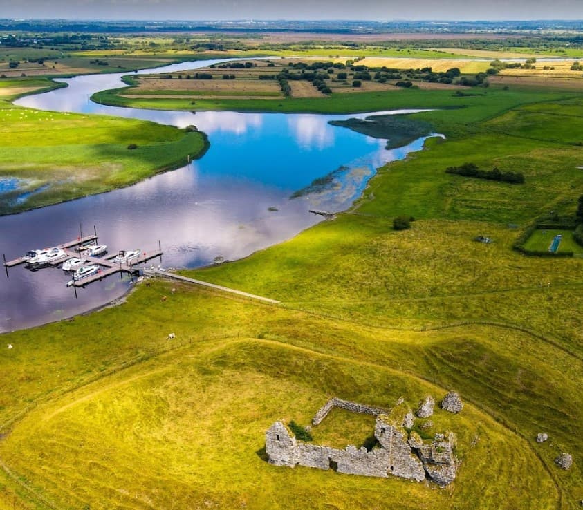 Clonmacnoise (Public)