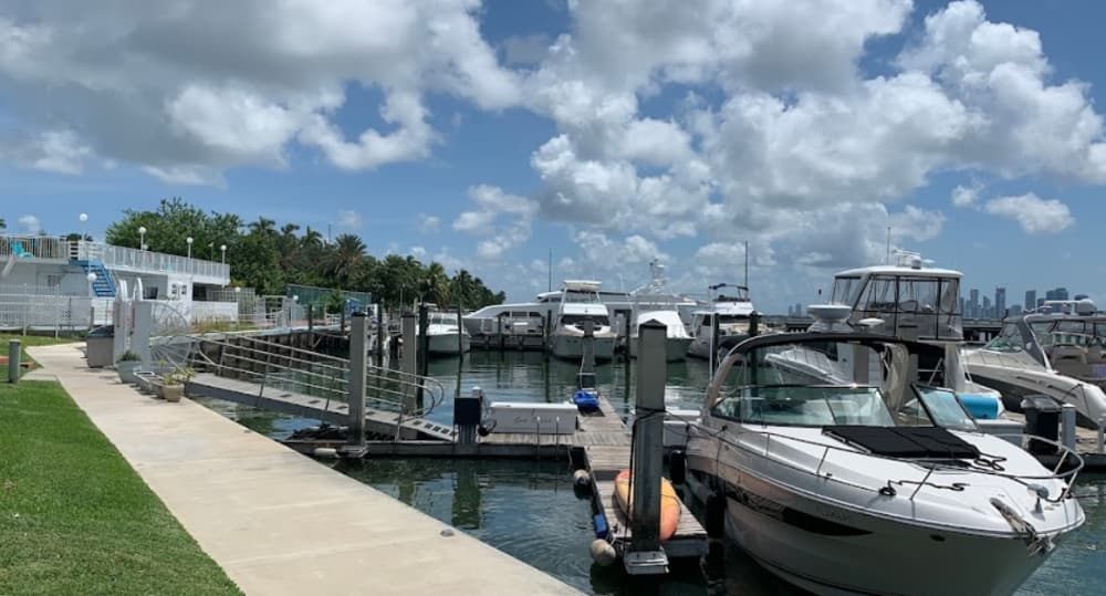 Harbor West Marina