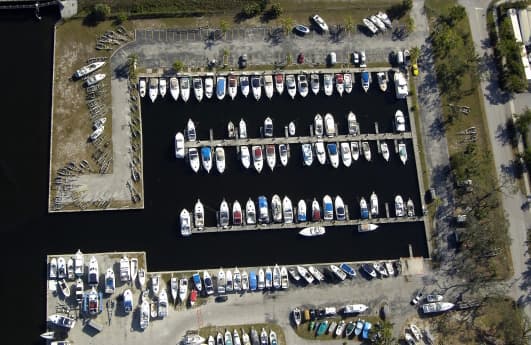 Banyan Bay Marine Center