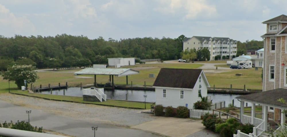 Wharf Landing Marina
