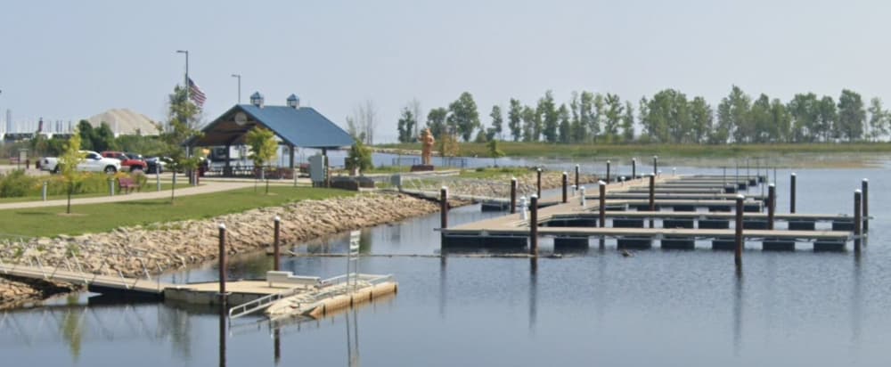 Menekaunee Harbor Park Marina