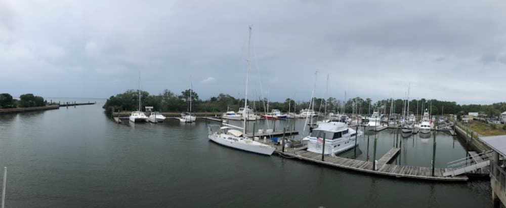Deep Point Marina & Yacht Club