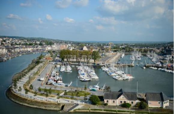 THE MORNY BASIN DEAUVILLE- Ports de Deauville–Trouville (Ports du Calvados)